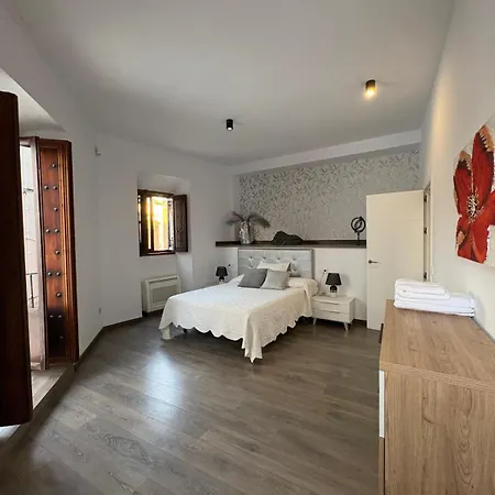 شقة Old Town 2 Bedrooms 2 Bathrooms *